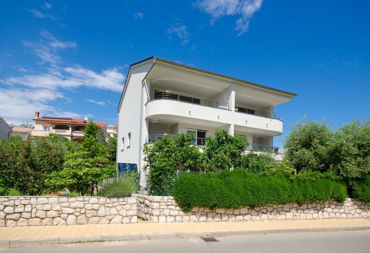 לופאר Apartments Zorka מראה חיצוני תמונה